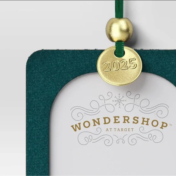 NWT Wondershop Velvet Dark Green 2025 Picture Frame Christmas Tree Ornament - Picture 4 of 5